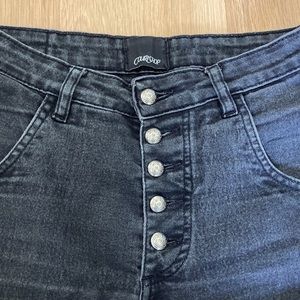 ✨COURTSHOP Women’s Denim. Size 27